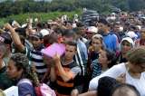 Cascos blancos argentinos llegan a Colombia para atender a migrantes venezolanos
