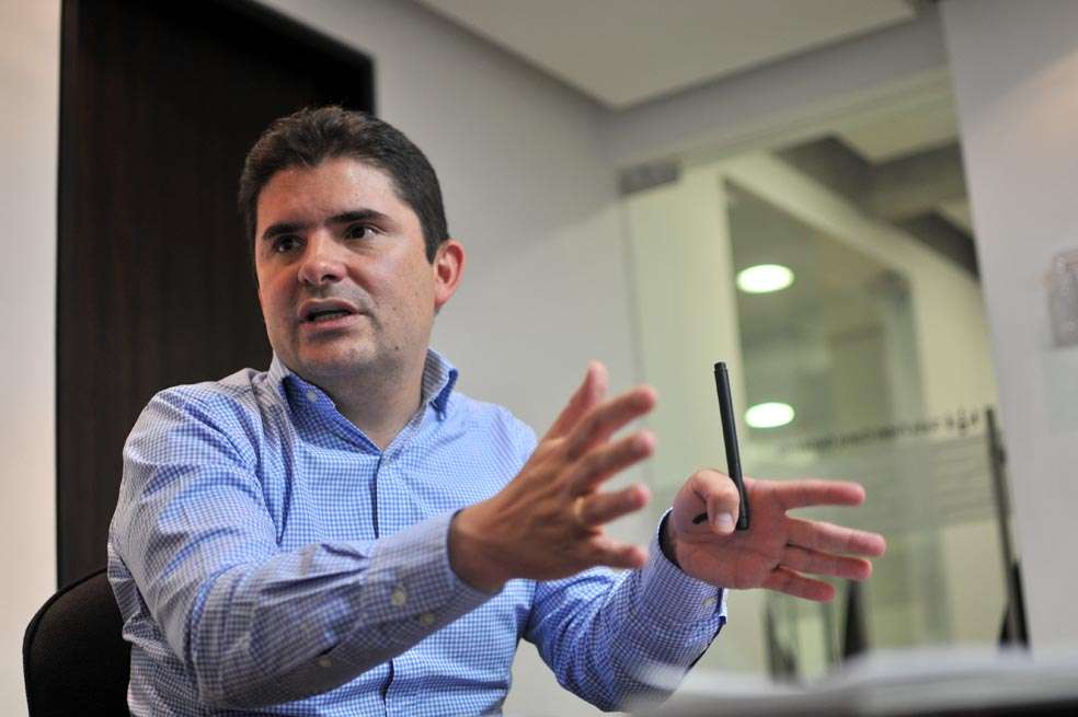 Luis Felipe Henao, ministro de Vivienda. /Cristian Garavito