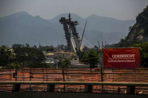 "Investigación por caso Odebrecht parece haberse empantanado en Colombia": Financial Times