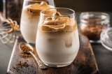 ¿Ya probaste el café dalgona? nosotros te enseñamos a prepararlo