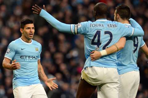 Manchester City goleó al Tottenham e ingresó a puestos de Champions