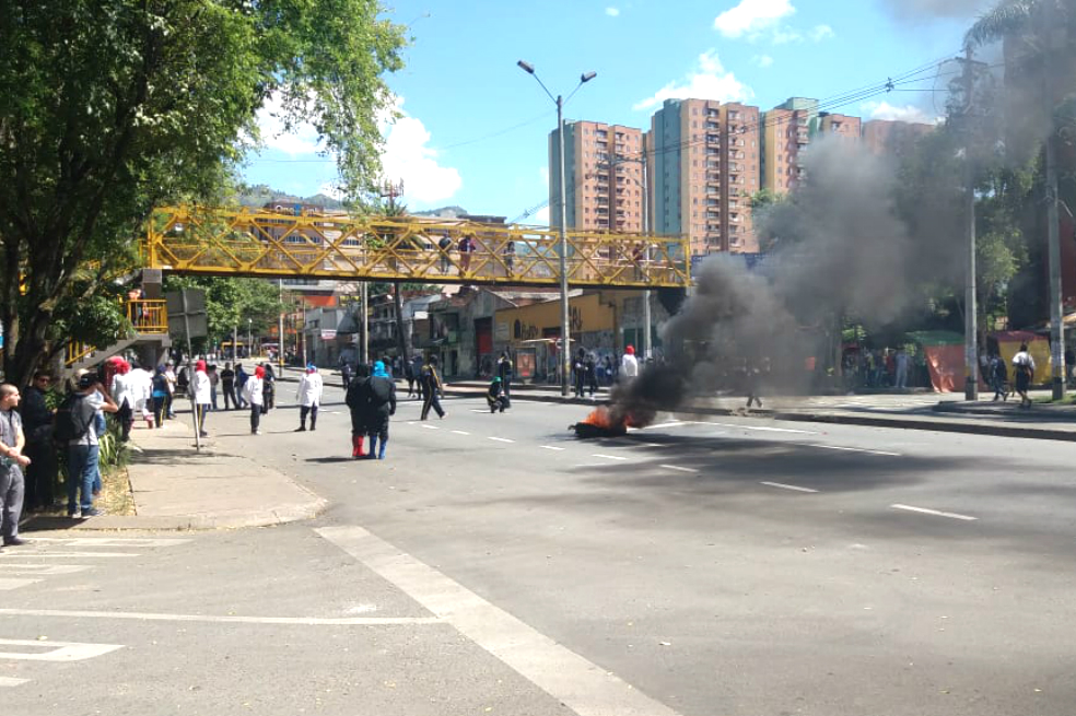 Así transcurren los disturbios en la tarde de hoy. / Nicolás Ruiz