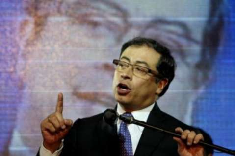 Petro insiste en que procurador lo quiere sacar de carrera presidencial de 2018