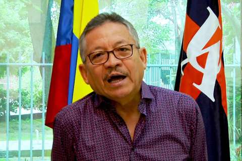 Rector de UniAtlántico presenta su renuncia pero dice que no se irá hasta volver de vacaciones