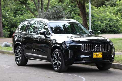 En fotos: la actualizada Volvo XC90 T8 que ya se vende en Colombia