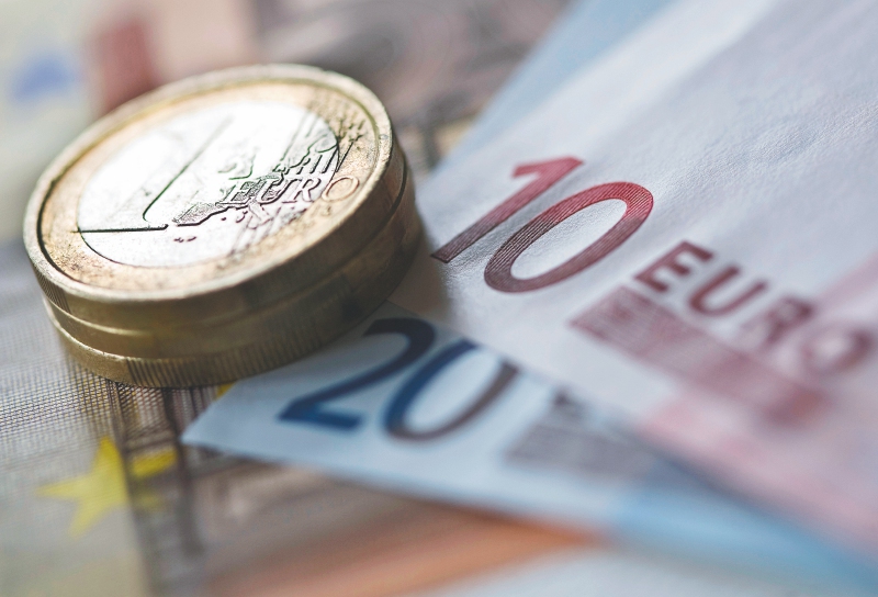 Los primeros bonos sociales recaudaron 17.000 millones de euros.