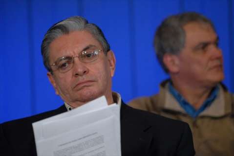 Caso Uribe: exministro Valencia Cossio declaró por primera vez