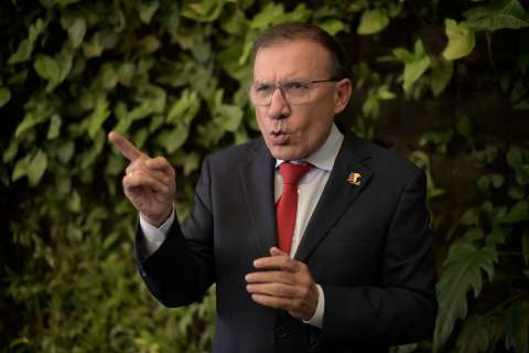 “Hay mutuas preocupaciones”: Roy Barreras habló de rumores sobre adhesión a Cepeda