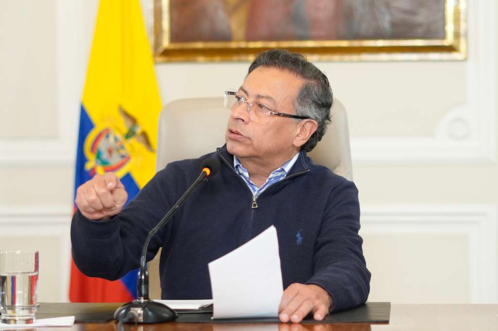 El presidente Gustavo Petro ha pedido desclasificar archivos del DAS, las Convivir, Palacio de Justicia y otros