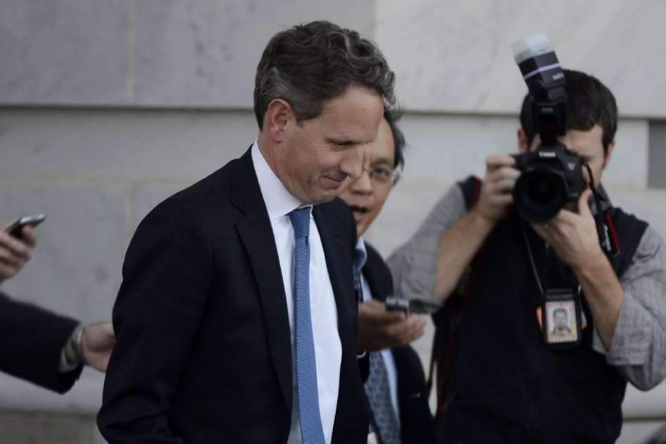 El secretario del Tesoro de EEUU, a su salida del Capitolio tras una jornada de reuniones con miembros del Congreso/ EFE