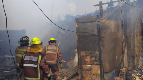 Dos niñas fallecieron tras voraz incendio en viviendas de Soacha