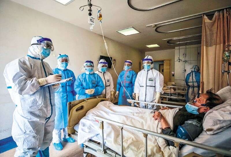 Análisis de 191 pacientes en el epicentro de la epidemia (Wuhan, China) aportó nuevos datos sobre la enfermedad. / AFP