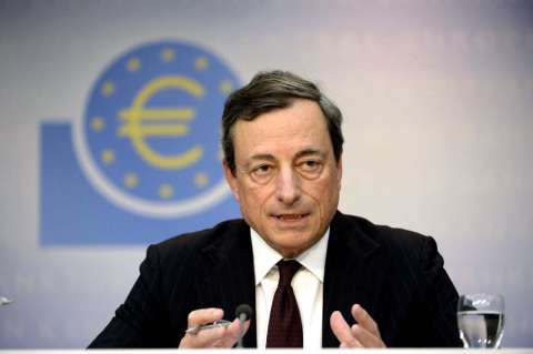Draghi lleva al BCE a tasas negativas