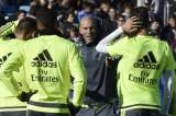 Zinedine Zidane ilusiona al madridismo en su primer entrenamiento