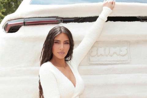 ¿Kim pasea en su Lamborghini de peluche?
