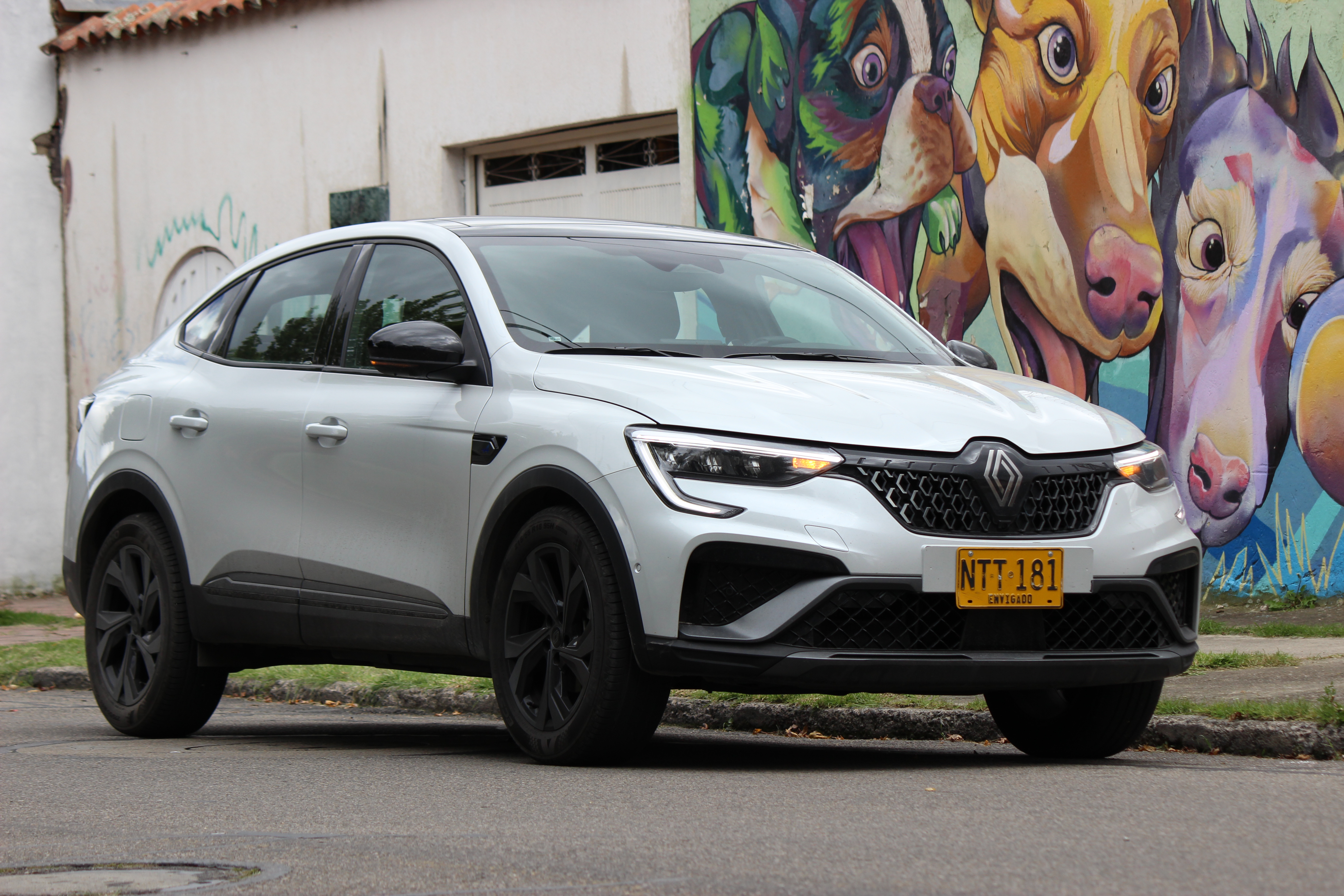 Nueva Renault Arkana E-Tech Híbrida: la primera de su tipo en Colombia.