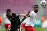 Jhon Córdoba, 83 minutos en empate entre Colonia y Mainz