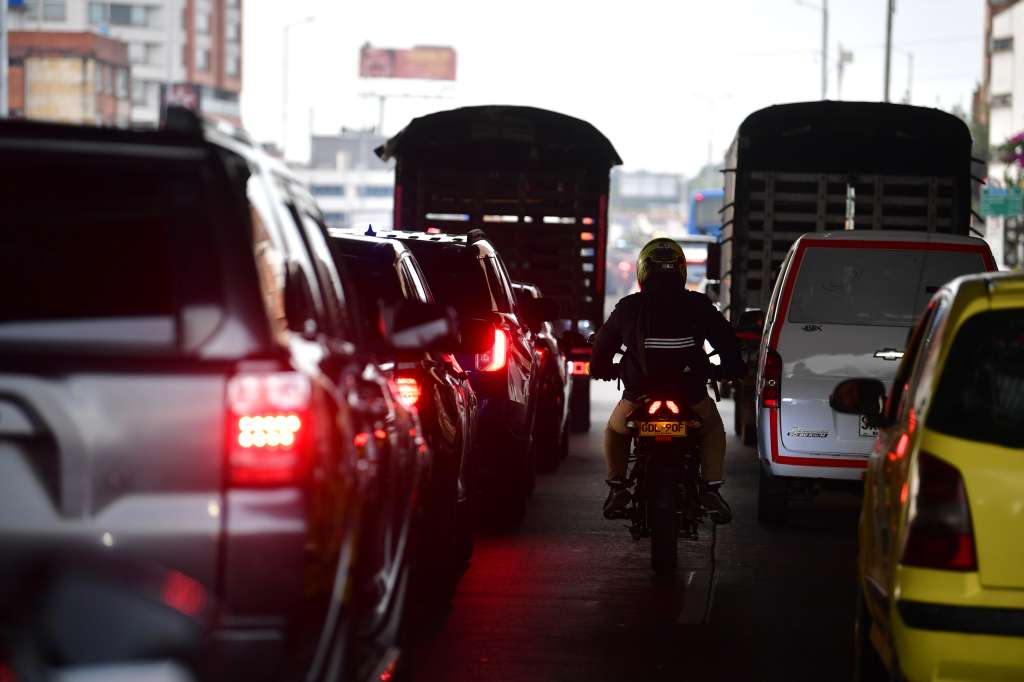 Trancones en Bogotá, durante la temporada decembrina.