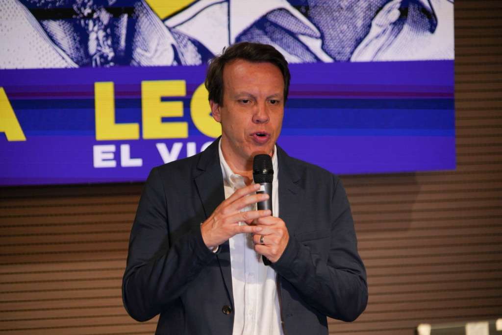Claudia López y Leonardo Huerta