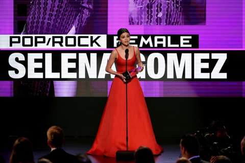 Selena Gomez y su conmovedor discurso sobre la depresión en los American Music