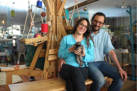 El primer cat café de Colombia