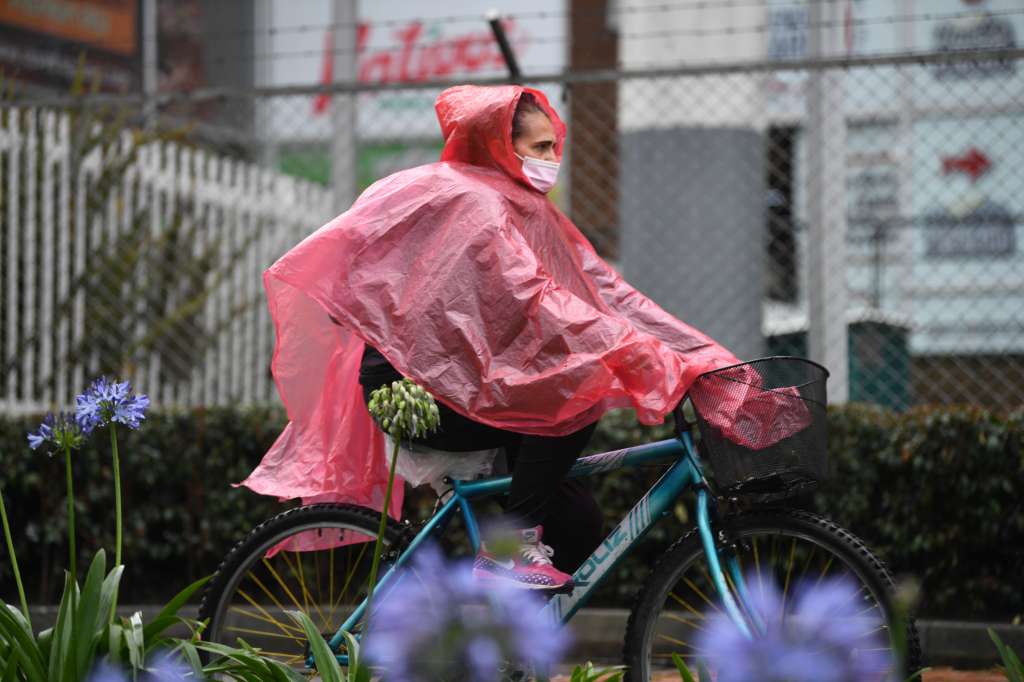 Lloviznas e inundaciones en la ciudad de Bogotá
