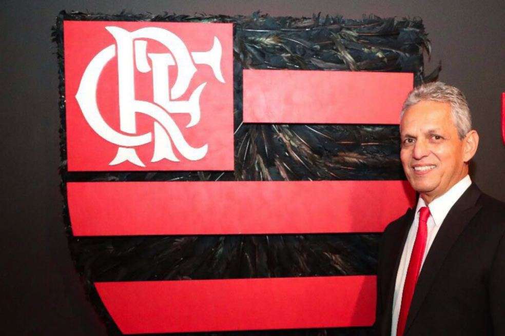 Reinaldo Rueda dirigirá al club más popular de Brasil, el Flamengo, el de la mayor hinchada. / EFE