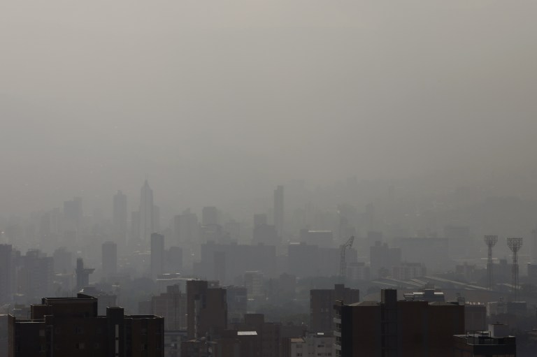Muertes por mala calidad del aire en Colombia: nuevos datos de 5 ciudades