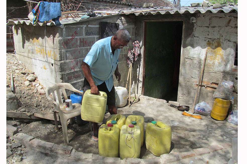 Imagen de referencia. Hay personas en Santa Marta que llevan más de dos semanas sin el suministro de agua potable.