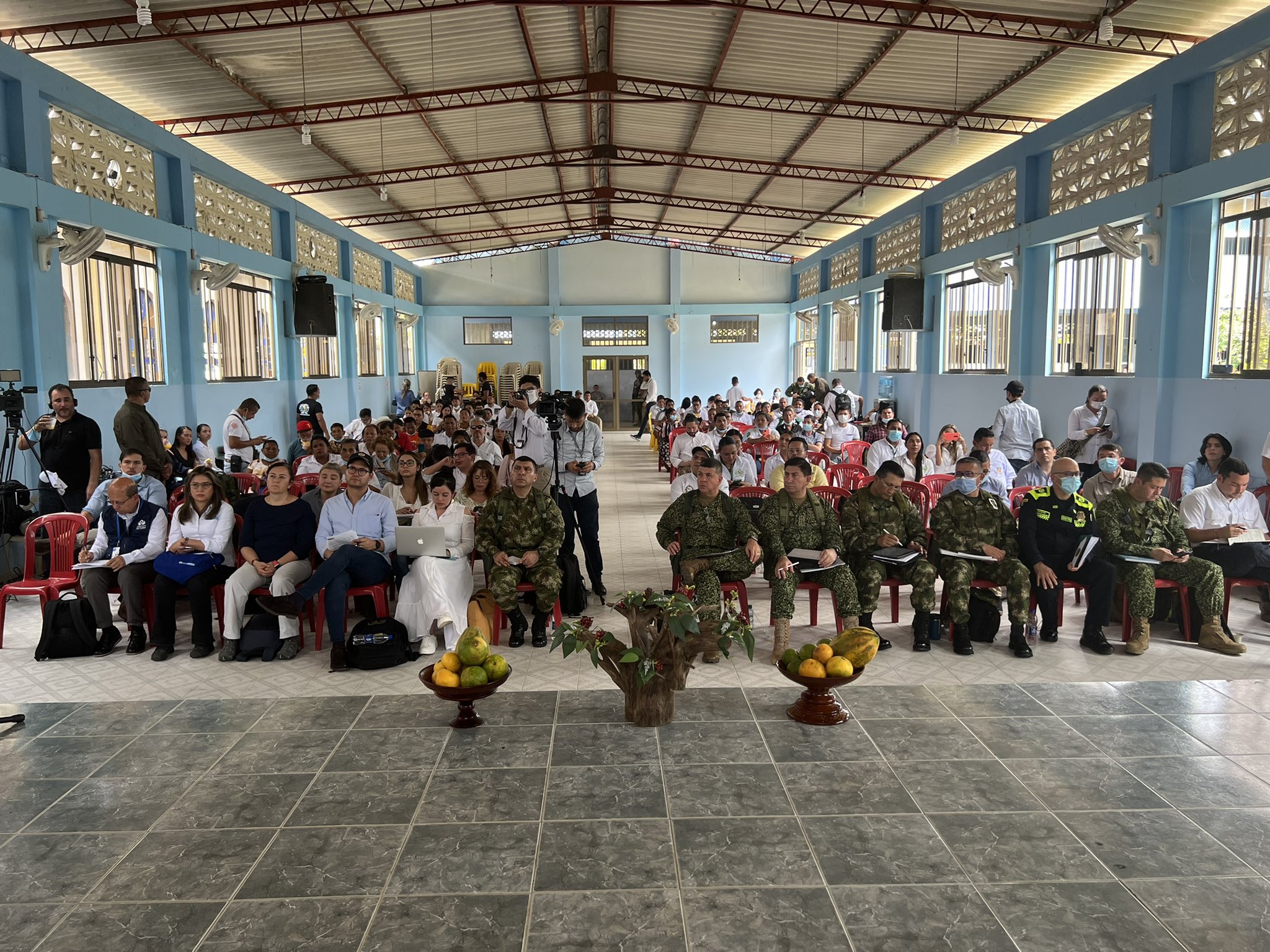 Miembros del Ejército hicieron presencia en la audiencia pública de la Comisión Segunda de Cámara, que fue programada desde el 30 de marzo pasado.