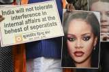 Rihanna genera polémica en India por una foto en toples con una imagen del dios Ganesh