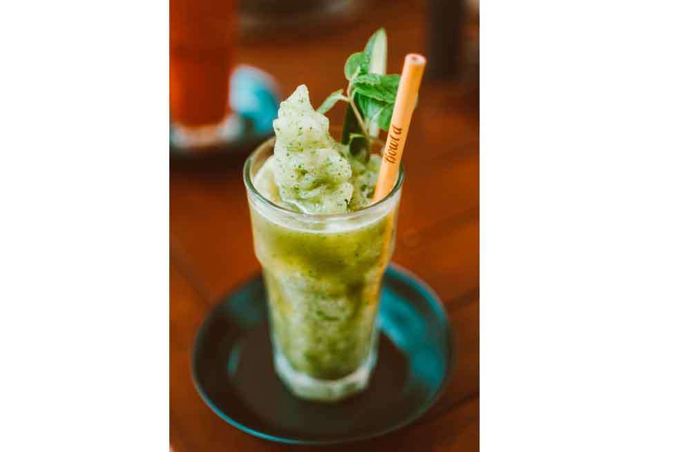 Batido para bajar de peso: batido de jengibre y pepino.