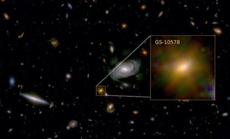 El telescopio espacial James Webb presencia cómo un agujero negro “mata de hambre” a su galaxia