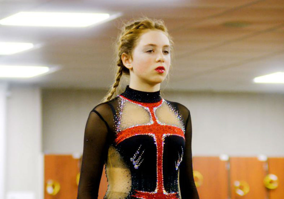 Sarah, la protagonista de la película 'Kiss and cry', de las directoras: Chloé Mahieu y Lila Pinell. / Foto: Cortesía.