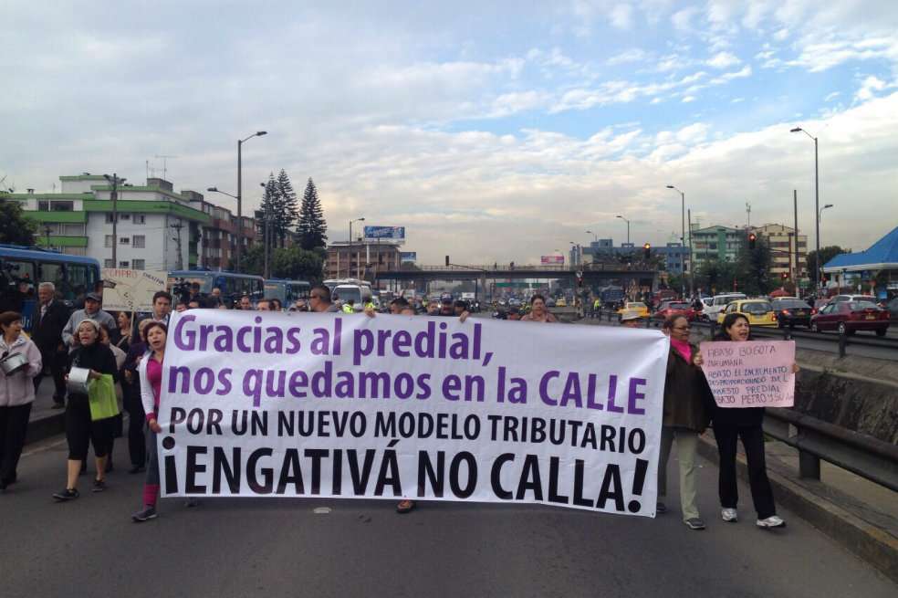 Protestas de los habitantes de Normandía por el cobro del predial. /Cortesía