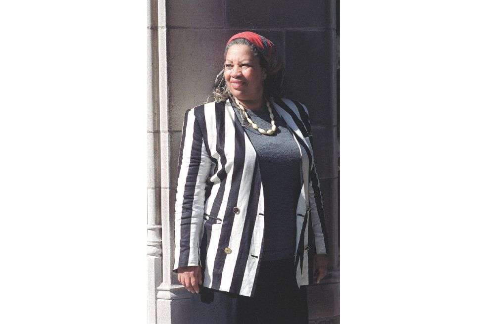 Toni Morrison, quien falleció el 5 de agosto de 2019, publicó su primera novela, "Ojos azules", en 1970. / AP