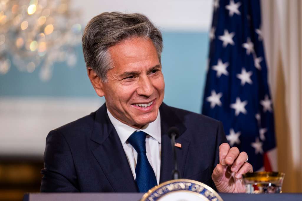 Washington (United States), 15/09/2023.- US Secretary of State Antony Blinken speaks to reporters at the State Department in Washington, DC, USA, 15 September 2023. Blinken, along with German Foreign Minister Annalena Baerbock, answered questions about Russia'Äôs ongoing invasion of Ukraine, and trying to prevent Iran from developing a nuclear weapon. (Alemania, Rusia, Ucrania) EFE/EPA/JIM LO SCALZO