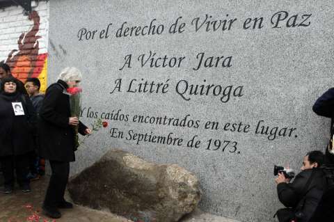 Víctor Jara, 49 años sin la banda sonora de las luchas de Chile
