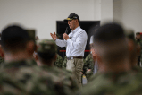 “Si se queda uno, nos quedamos todos”: Mindefensa sobre retención de militares en Guaviare