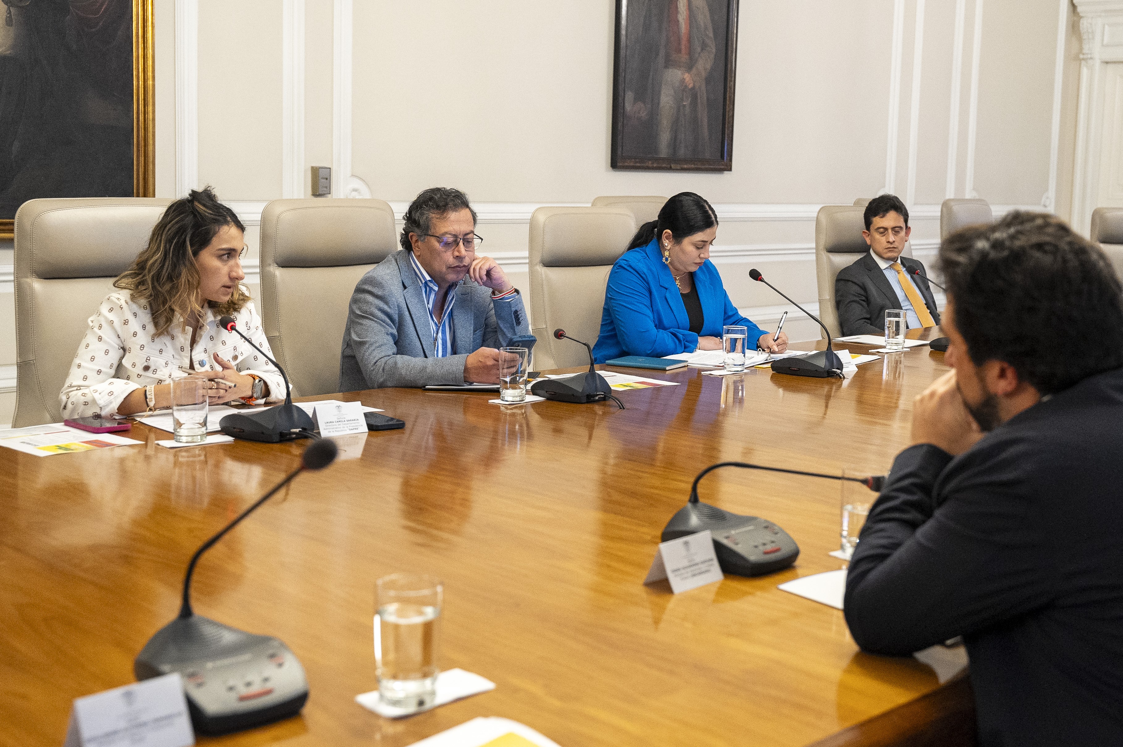 Gobierno Petro está a punto de iniciar 2025 con grandes retos políticos y financieros.