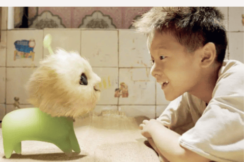 ¿Recuerdas al niño de ‘CJ7′? En realidad es mujer y así se ve actualmente