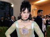 Billie Eilish, lo tiene todo, pero padece trastorno neurológico ¿cuál es?