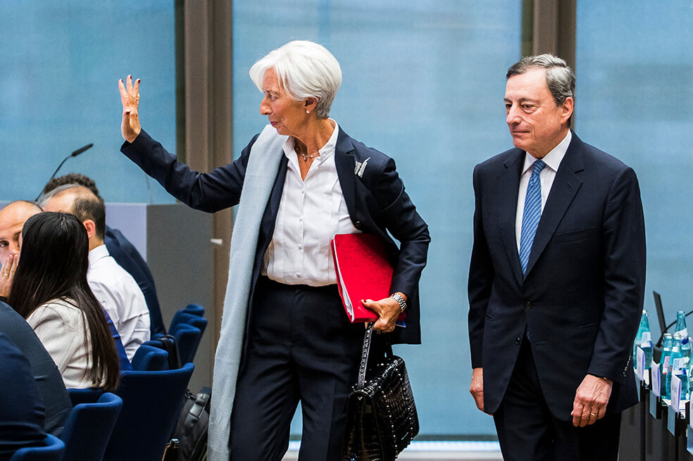 Christine Lagarde, directora gerente del Fondo Monetario Internacional (derecha), dejará su cargo el 12 de septiembre. / Bloomberg