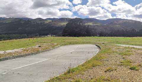 La vía de 1,2 kilómetros que no lleva a ningún lugar