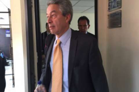 Casa por cárcel a expresidente de Fidupetrol