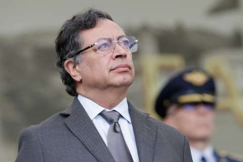 Petro abrirá licitación para el Canal 1: “No va para extranjeros”