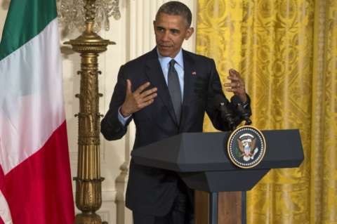 Barack Obama dice que Grecia debe "iniciar reformas" y reducir su burocracia