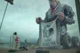 Trump expulsando y aplastando latinos, el ácido cortometraje que critica al magnate