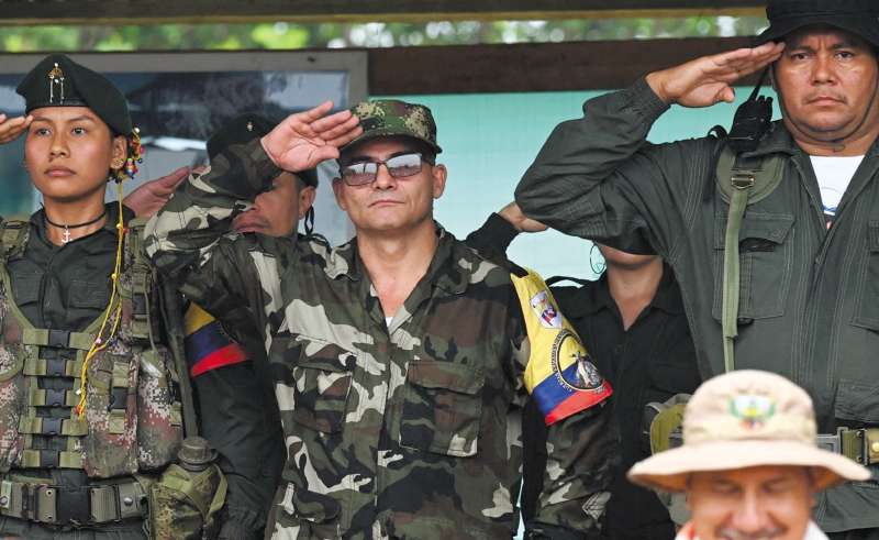 'Iván Mordisco' durante la cumbre de mandos del EMC realizada en abril de 2023 en los Llanos del Yarí.