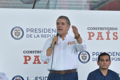 Duque firma directriz de austeridad para toda la rama ejecutiva